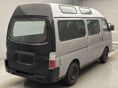 NISSAN CARAVAN BUS