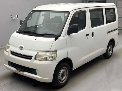 TOYOTA TOWN ACE VAN