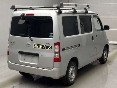 TOYOTA TOWN ACE VAN