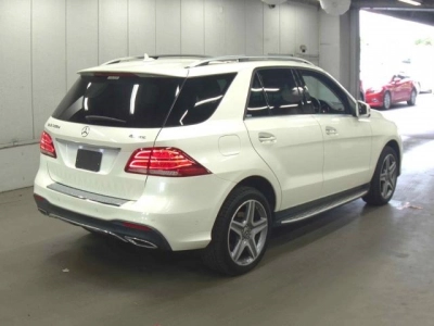 MERCEDES BENZ M CLASS