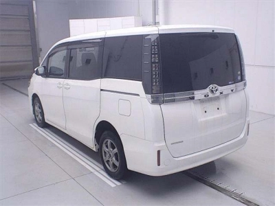 NISSAN WINGROAD