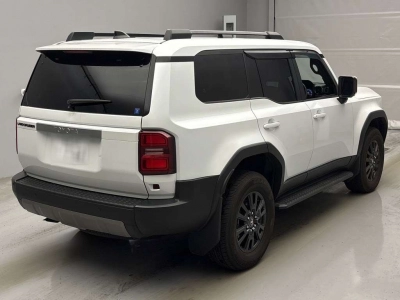 TOYOTA LAND CRUISER 250