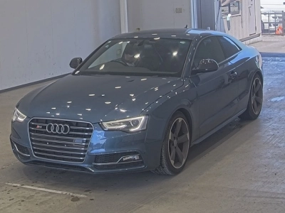AUDI S5