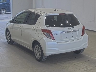 TOYOTA VITZ