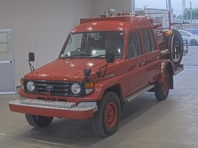 TOYOTA LAND CRUISER