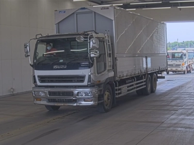 ISUZU GIGA