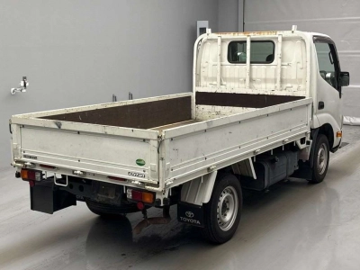 TOYOTA DYNA TRUCK