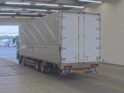 MITSUBISHI FUSO SUPER GREAT