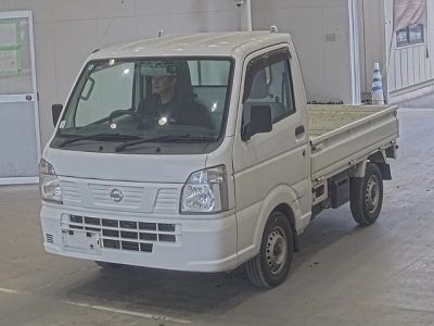 NISSAN NT100 CLIPPER