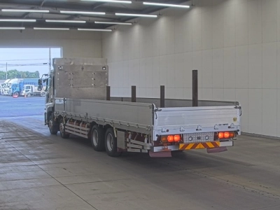 NISSAN DIESEL (UD) QUON