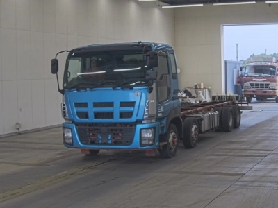 ISUZU GIGA