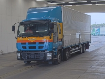 ISUZU GIGA