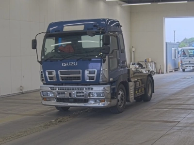 ISUZU GIGA