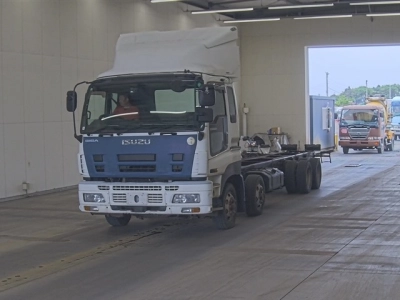 ISUZU GIGA