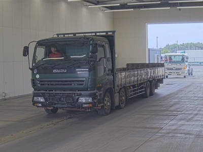 ISUZU GIGA