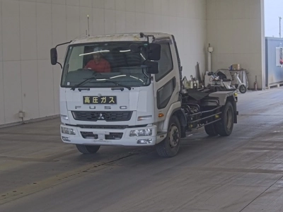 MITSUBISHI FUSO FIGHTER