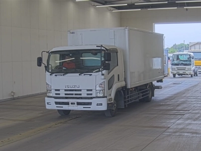 ISUZU FORWARD