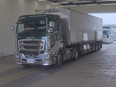 ISUZU GIGA