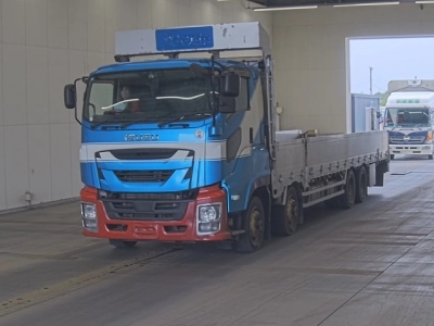ISUZU GIGA