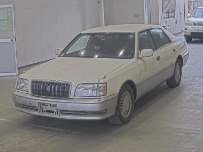 TOYOTA CROWN MAJESTA
