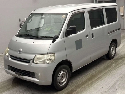 TOYOTA TOWN ACE VAN