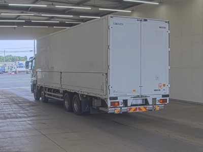 MITSUBISHI FUSO SUPER GREAT