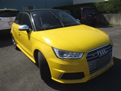 AUDI S1