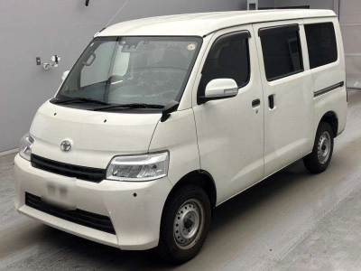 TOYOTA TOWN ACE VAN