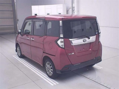 TOYOTA TANK