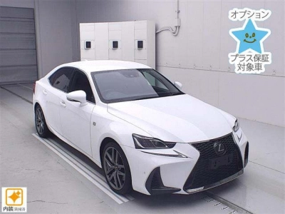 LEXUS IS