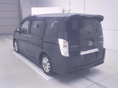 HONDA STEPWGN SPADA