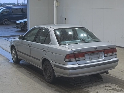 NISSAN SUNNY