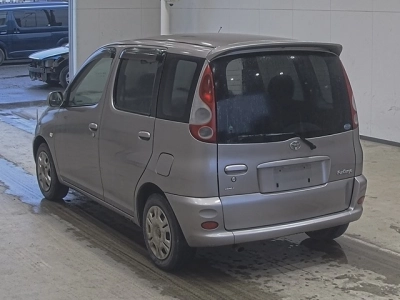 TOYOTA FUN CARGO