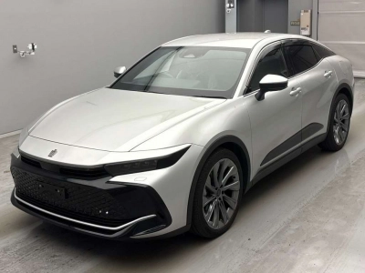TOYOTA CROWN CROSSOVER