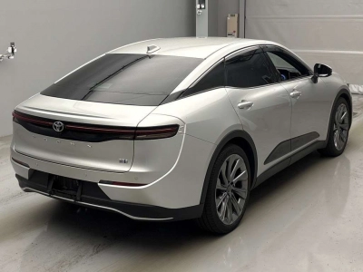 TOYOTA CROWN CROSSOVER