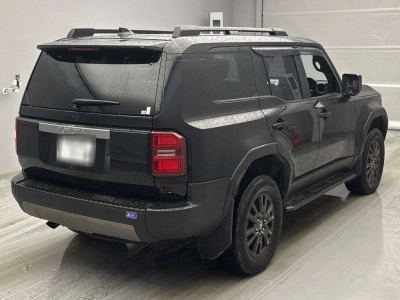 TOYOTA LAND CRUISER 250