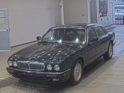 JAGUAR XJ6