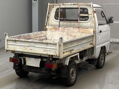 SUZUKI CARRY TRUCK