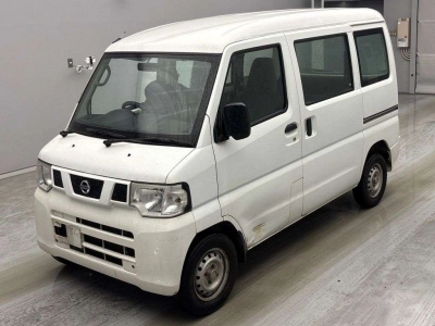 NISSAN NV100 CLIPPER