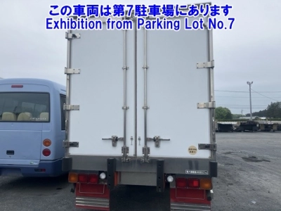 MITSUBISHI FUSO FIGHTER