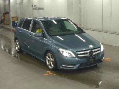 MERCEDES BENZ B CLASS