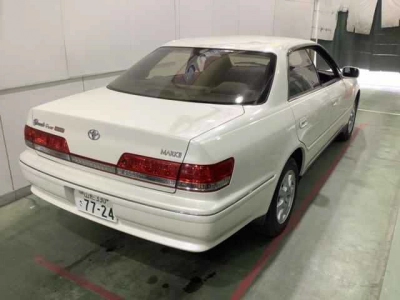 TOYOTA MARK II