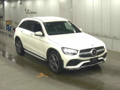 MERCEDES BENZ GLC