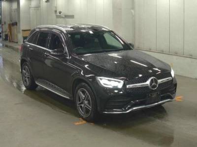 MERCEDES BENZ AMG GLC