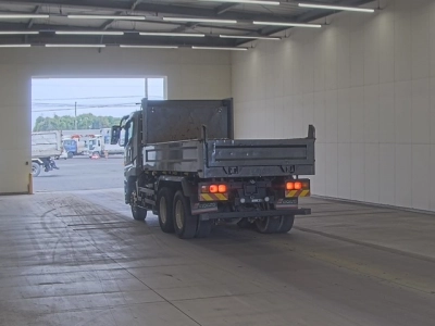 MITSUBISHI FUSO SUPER GREAT