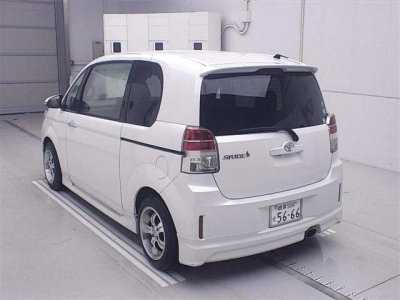 TOYOTA SPADE