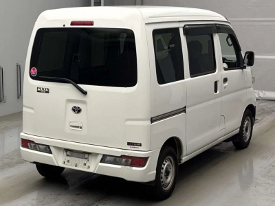 TOYOTA PIXIS VAN