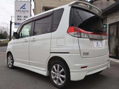 MITSUBISHI DELICA D:2
