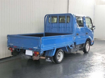 TOYOTA DYNA