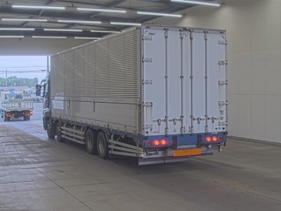 MITSUBISHI FUSO SUPER GREAT